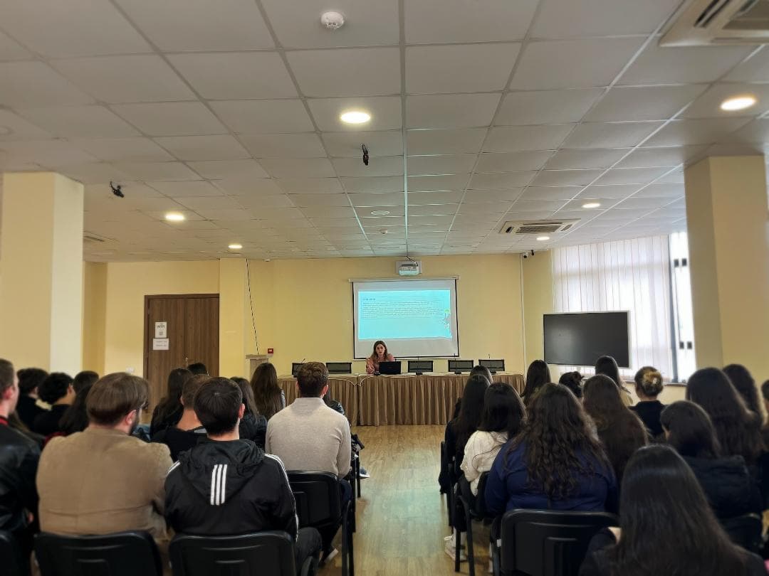 შეხვედრა აკაკი წერეთის სახელმწიფო ინივერსიტეტში